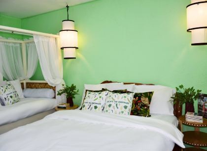 8 Colors Penthouse Boracay Beach House Resort by Cocotel