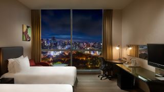 holiday-inn-express-taichung-park