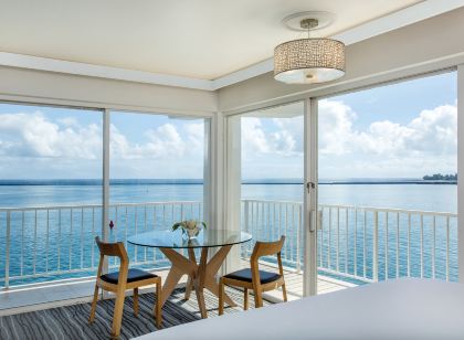 Grand Naniloa Hotel, a Doubletree by Hilton