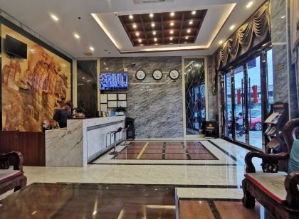 洋鑫商務飯店(鶴山共和樂泰洲購物廣場店)