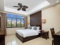 sanya-seaside-resort-sanya-bay-phoenix-airport-store