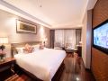newcomes-orange-hotel