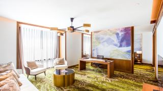 crowne-plaza-vientiane-an-ihg-hotel