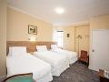sherwood-palm-hotel
