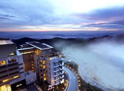Genting Getawaystaycationhut at Ion Delemen