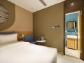 home-inn-neo-shekou-building-east-corner-metro-station