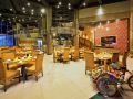 oak-tree-emerald-resort-semarang