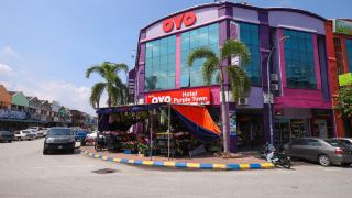 oyo-880-hotel-purple-town