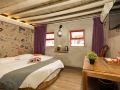 shenzhen-slow-life-industrial-style-seaside-inn-nostalgic-shop