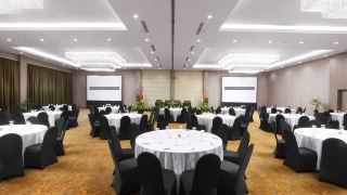 harper-purwakarta-by-aston