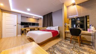 no1-new-yorker-hotel