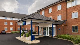 holiday-inn-express-london-gatwick-crawley
