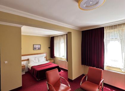 Minabir Otel