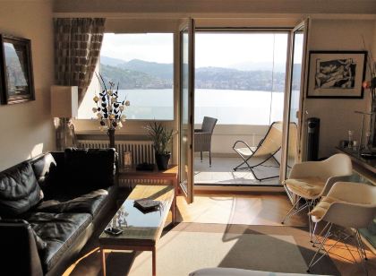 Breathtaking View for a Romantic Stay