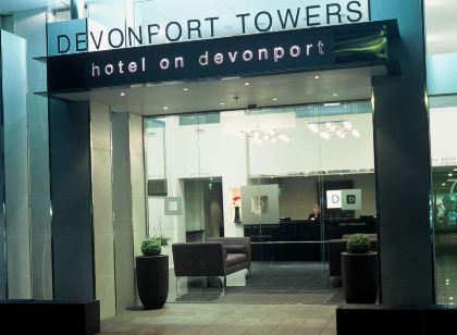 Hotel on Devonport