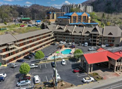 크로스로즈 인 & 스위트