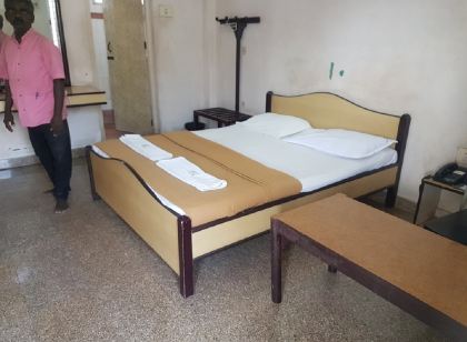 Hotel New College House