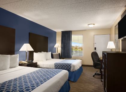 Days Inn & Suites by Wyndham Cherry Hill - Philadelphia