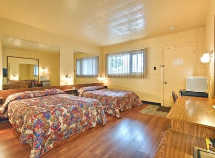 Motel R-100