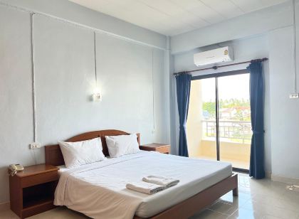 ริทชี่เฮ้าส์ Ritzy House Hotel