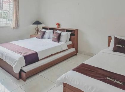 Villa Lotus E06 Syariah RedPartner