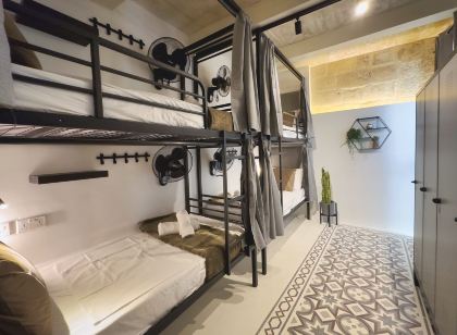 Mandera's Boutique Suites & Dorms