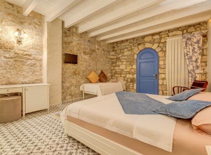 Alacati Eski Ev Hotel