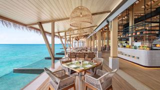 hilton-maldives-amingiri-resort-and-spa