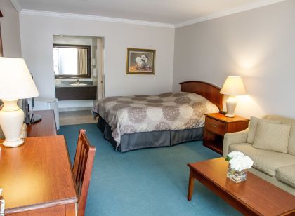 Rideau Heights Inn