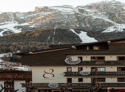 Eight Cortina