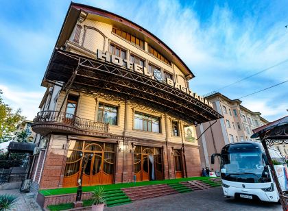 Bagizagan Hotel