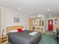 the-lakes-motel