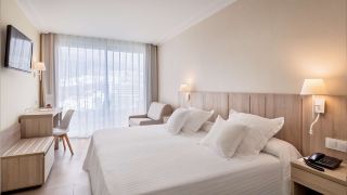 barcelo-santiago-adults-only
