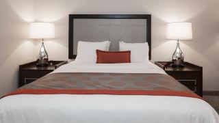 ramada-by-wyndham-boston