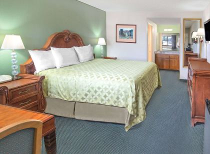 데이즈 인 바이 윈덤 온타리오 에어포트