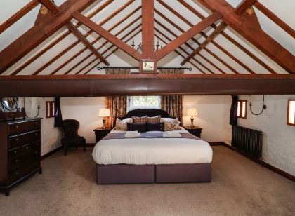 Old Roost Farmhouse