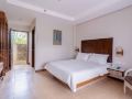 mo2-westown-lagoon-coron