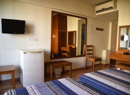 Elysso Hotel