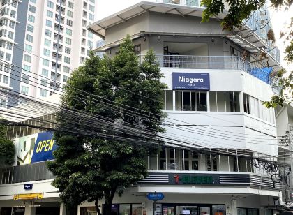 Niagara Hotel