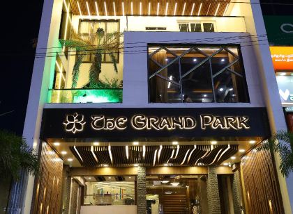 The Grand Park Hotel