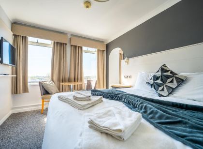 The Strathmore Hotel
