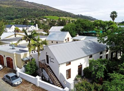 Lemoenkloof Boutique Hotel