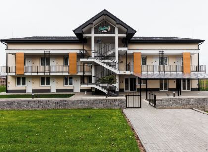 Safari Hotel