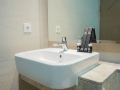 best-view-and-comfy-studio-gold-coast-apartment