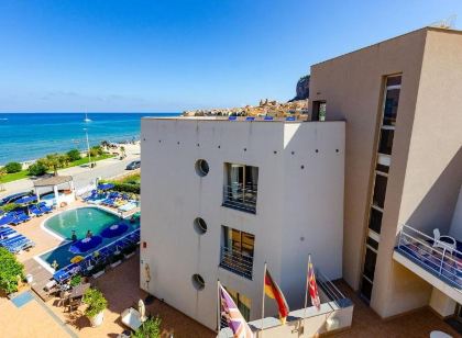 Astro Suite Hotel