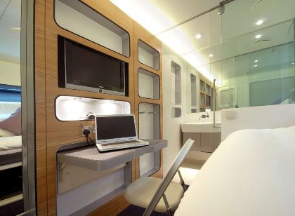 Yotelair London Gatwick Airport