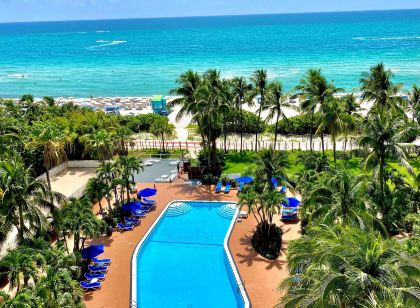 Radisson Resort Miami Beach