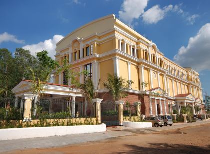 Mayfair Convention