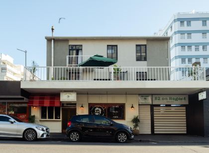 Foools Inn - Trendy Units Available in the Heart of Sea Point!