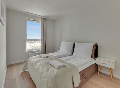 Horizon 122 - Sea View by Grand Apartments